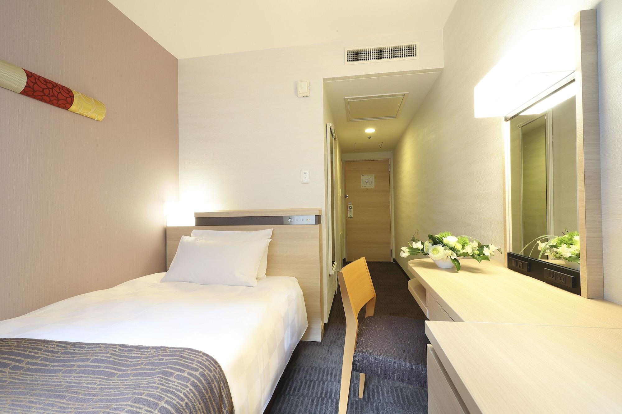 Karasuma Kyoto Hotel Exterior photo